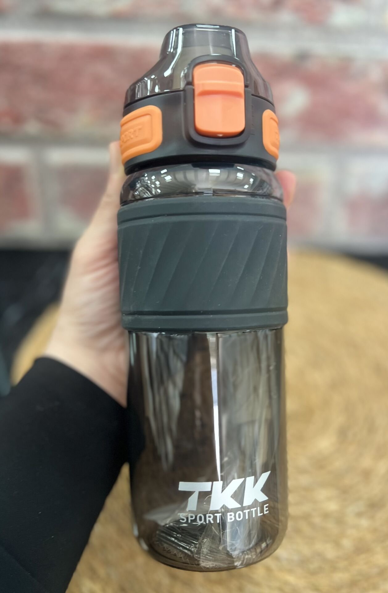 T1025 600 ML SİLİKON GÖVDELİ ÇİFT İÇİMLİ MATARA Siyah