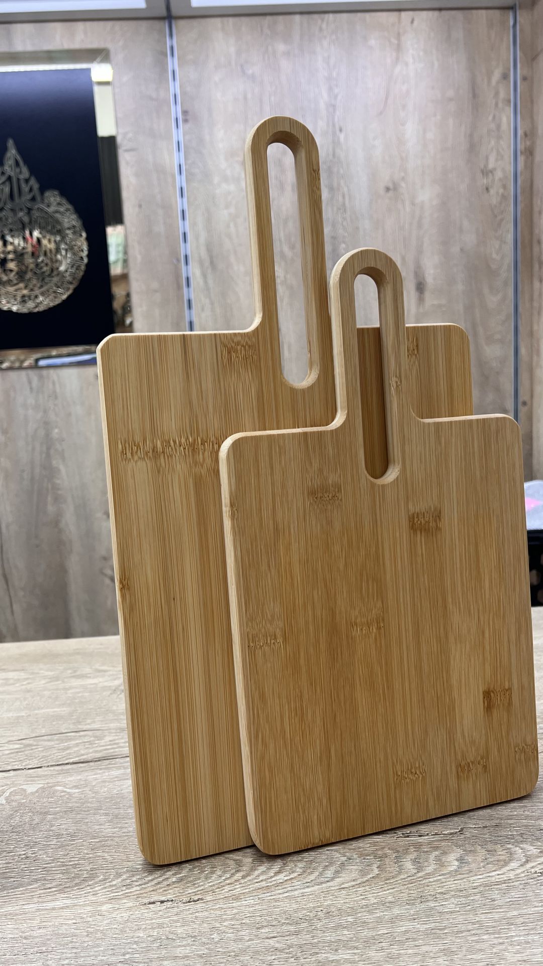1 ADET BÜYÜK BOY BAMBU KESİM TAHTASI 44*24cm