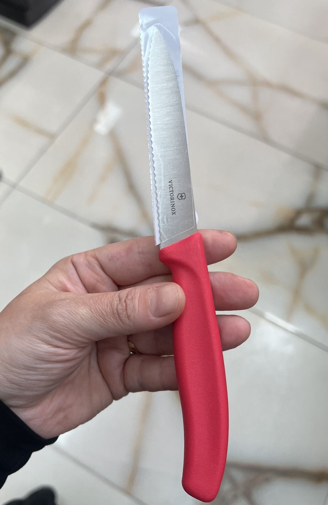 7731- VICTORINOX TIRTIKLI DOĞRAMA BIÇAK
