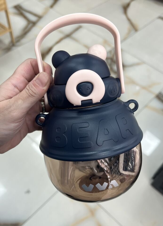 V1003- TRİTAN İP ASKILI PİPETLİ/PİPETSİZ 1000ML MATARA