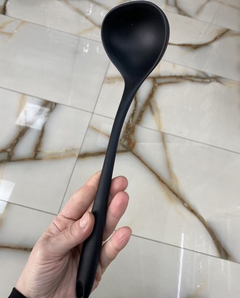 İçi Sert Destekli Silikon Kepçe