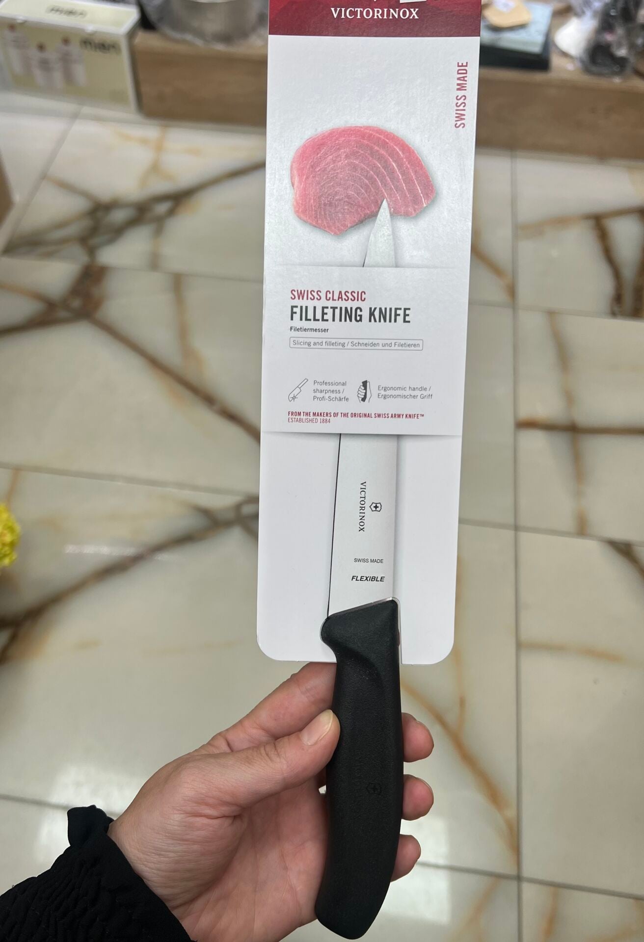 8713-16B VICTORINOX 16 CM FİLETO BIÇAK