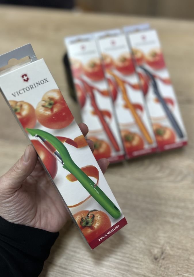 VICTORINOX Yan Soyacak Kırmızı