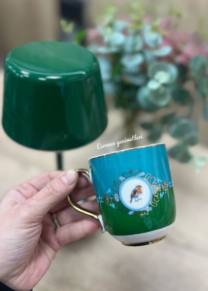 KAI-8191  PORSELEN KUPA