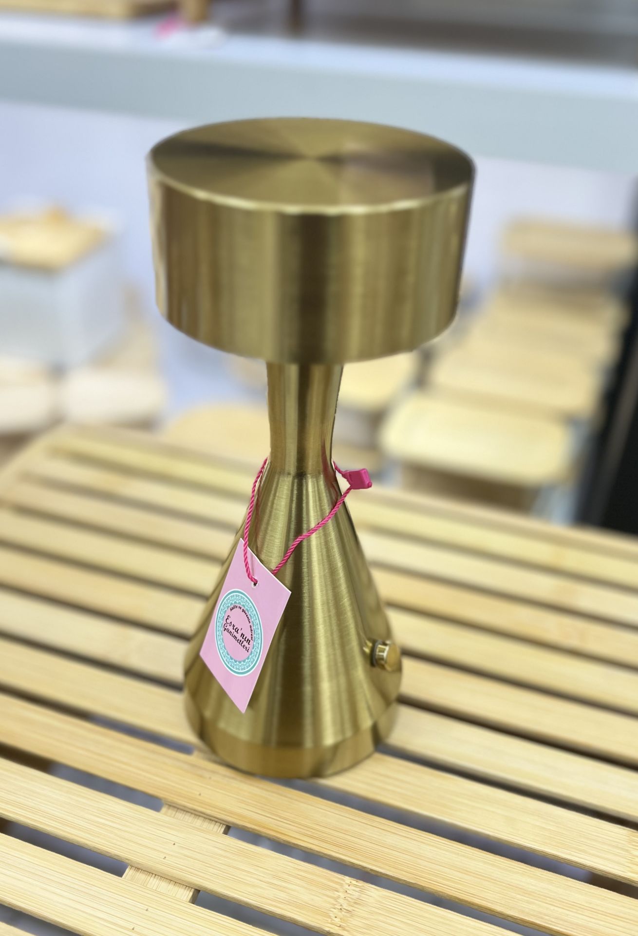 ACR-490 LEDLİ MASA LAMBASI 22cm (pirinç)